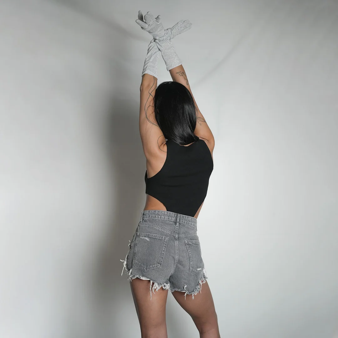 SPARKLE BODY — 5
